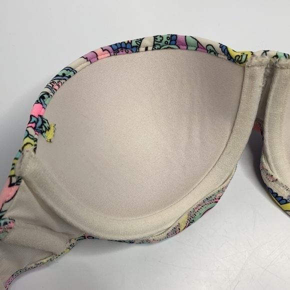 Victoria’s Secret swim push up bikini top size 32A - Picture 7 of 7